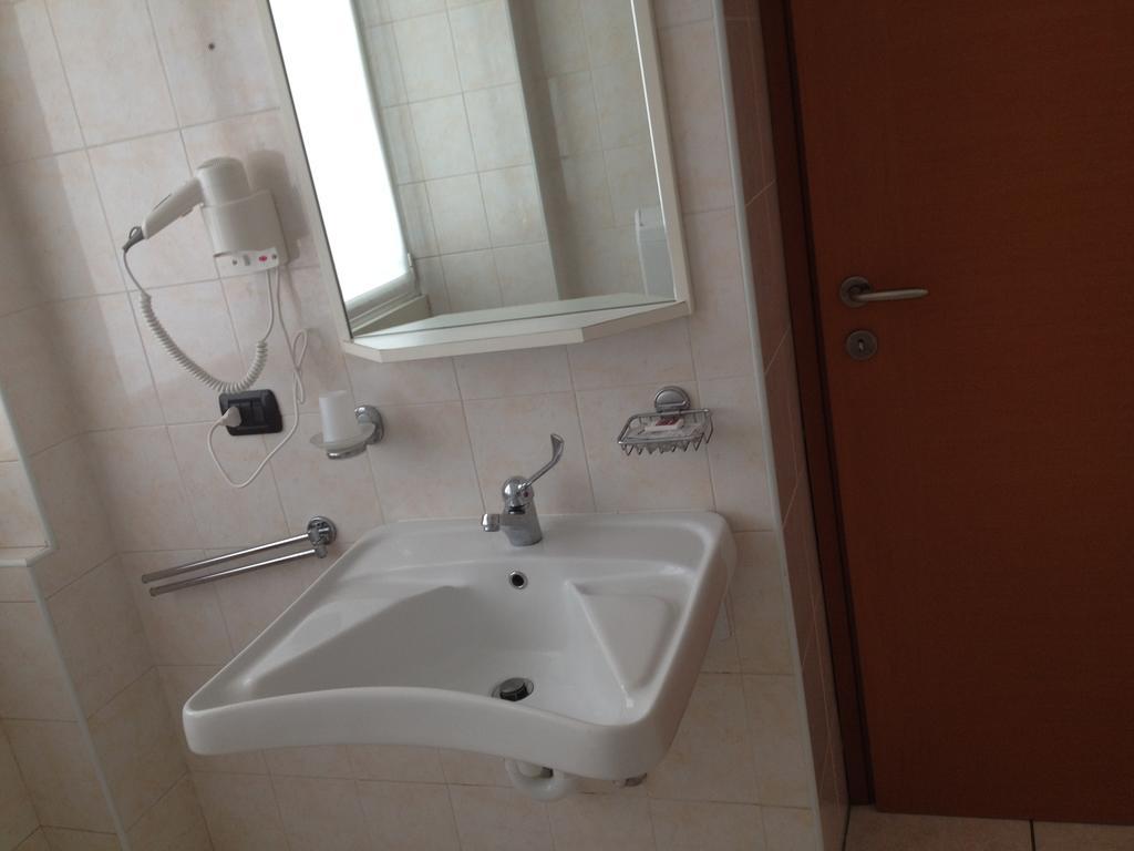 Hotel Belforte バレーゼ エクステリア 写真