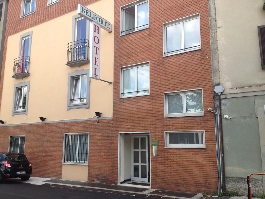 Hotel Belforte バレーゼ エクステリア 写真