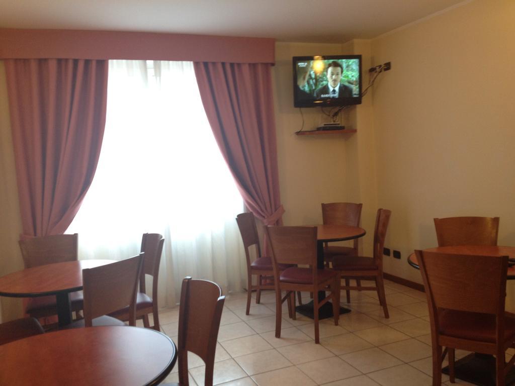 Hotel Belforte バレーゼ エクステリア 写真